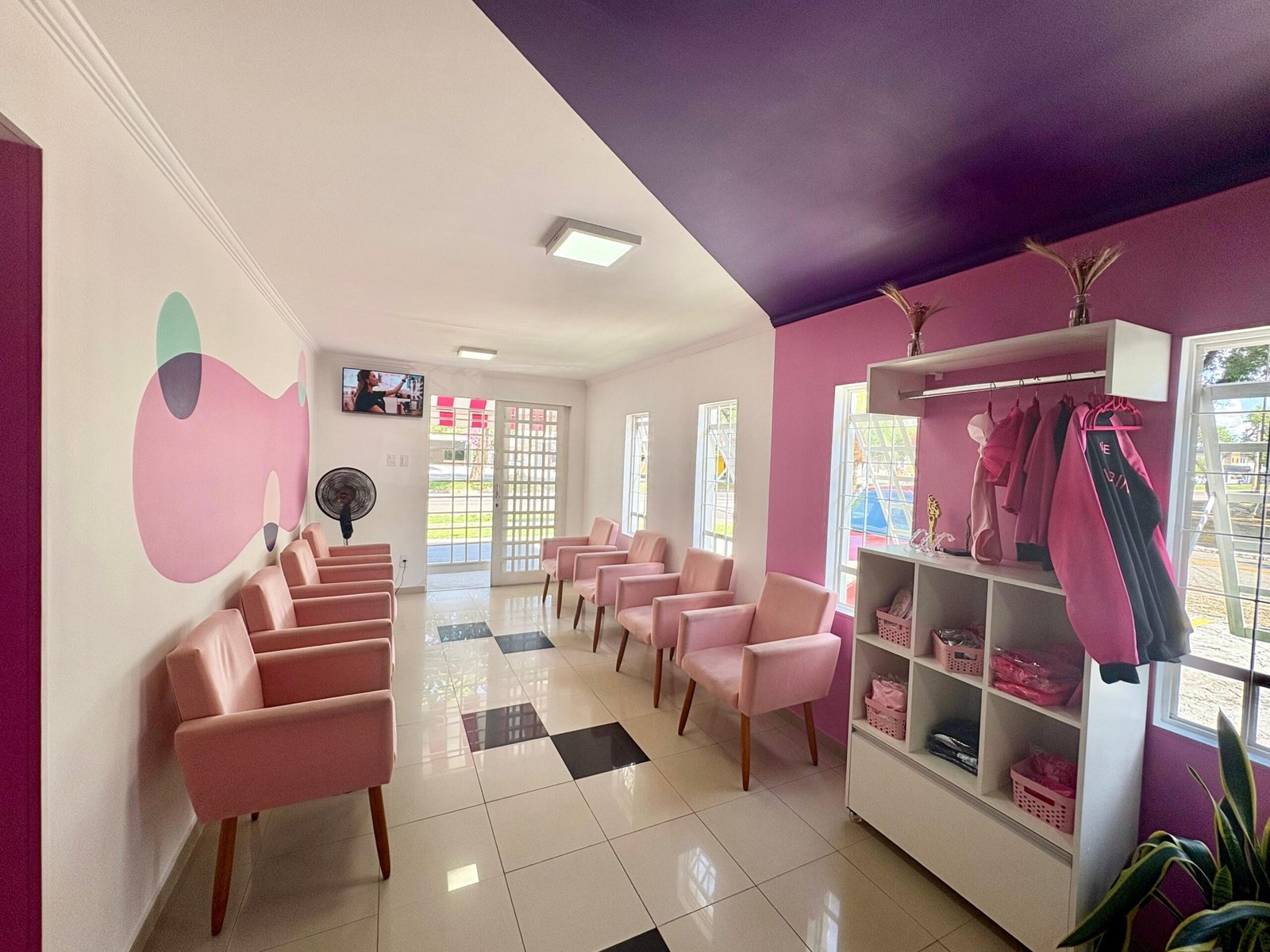 WhatsApp Image 2025-02-06 at 19.42.47