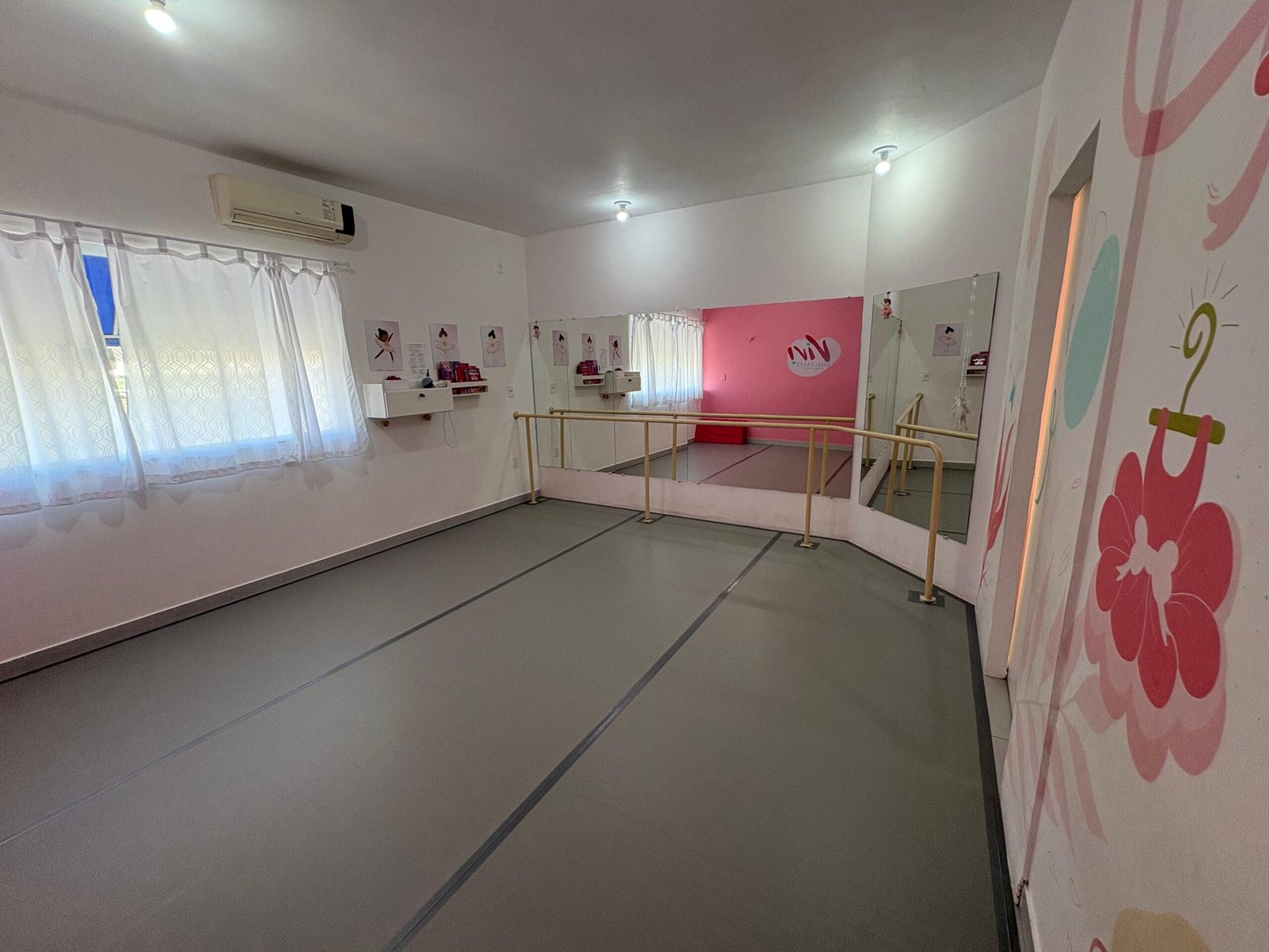 WhatsApp Image 2025-02-06 at 19.42.48